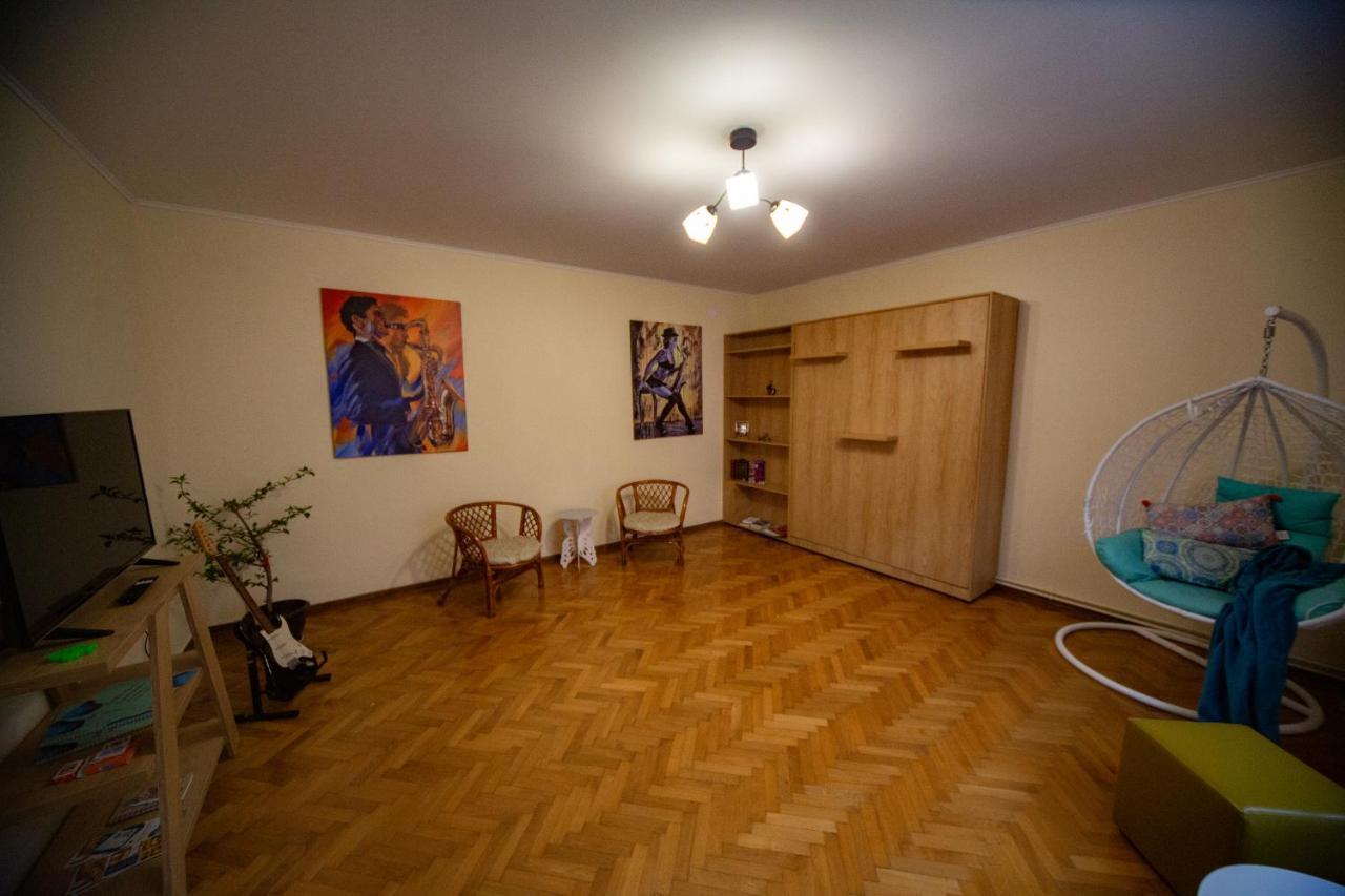 Happy Mood Apartment 5 Braşov Extérieur photo