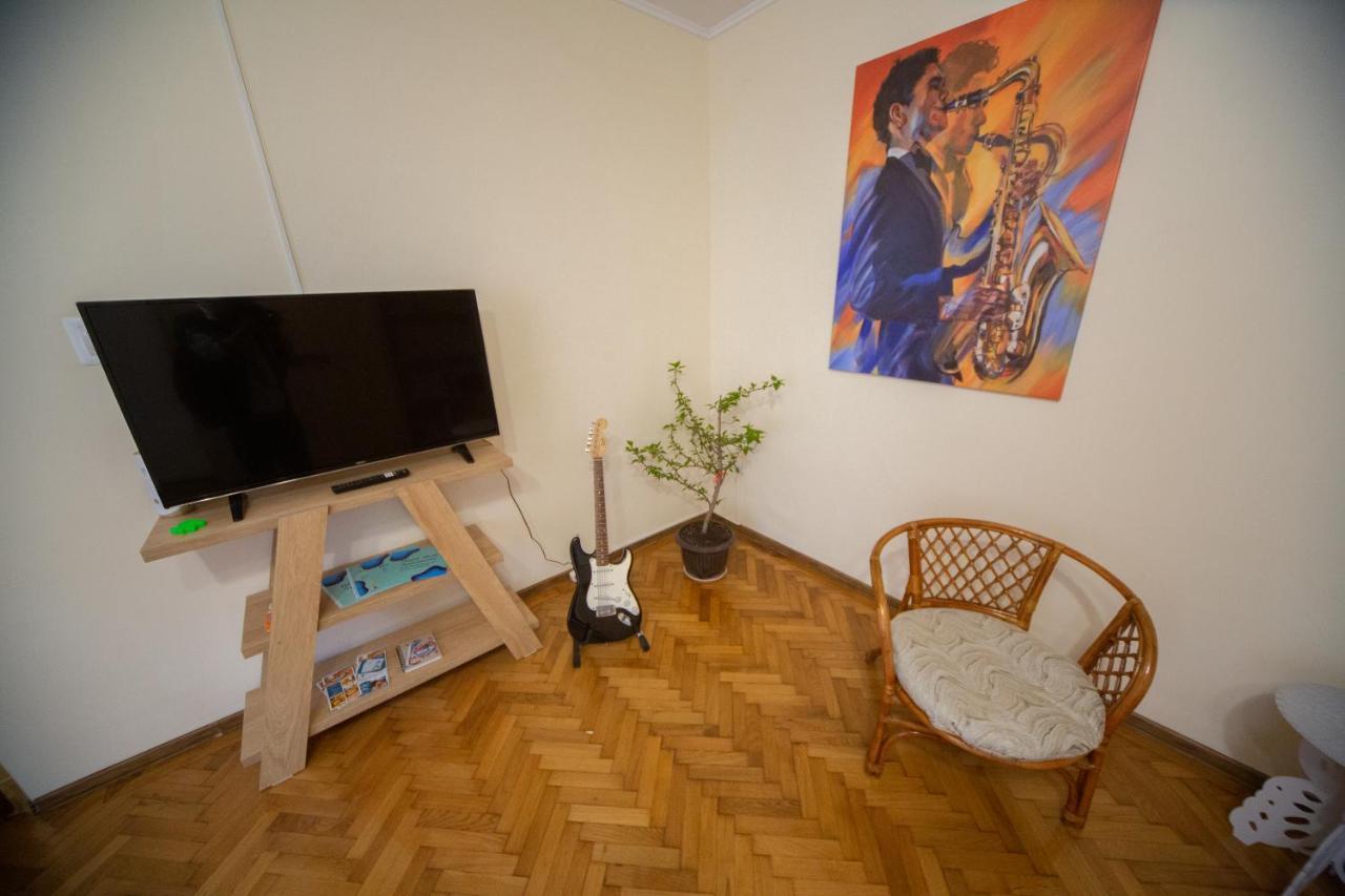 Happy Mood Apartment 5 Braşov Extérieur photo