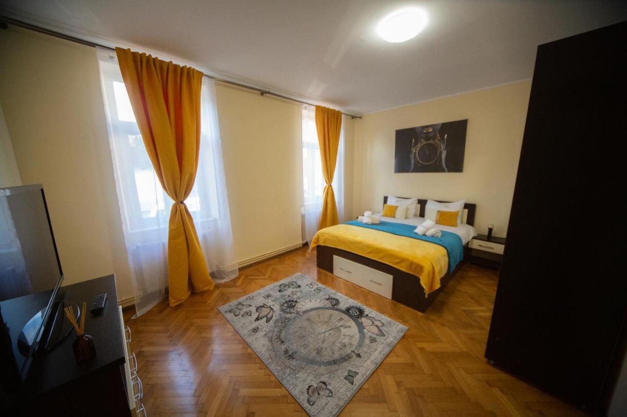 Happy Mood Apartment 5 Braşov Extérieur photo