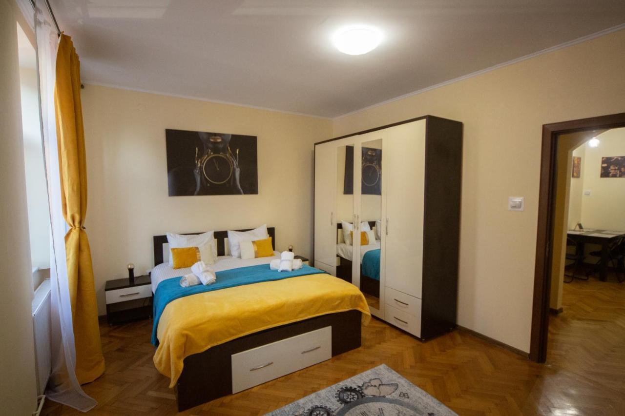 Happy Mood Apartment 5 Braşov Extérieur photo